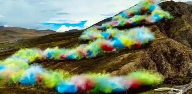 蔡国强始祖鸟发布致歉信